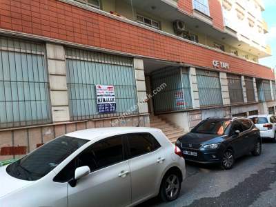 Nurtepe'de Geniş Cephe 350 M2 Köşe Depo, Çift Girişli 1