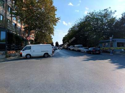 Nurtepe'de Geniş Cephe 350 M2 Köşe Depo, Çift Girişli 4