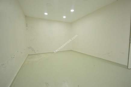 E-5 Yan Yol 500M2 Büyük Dükkan Showroom Mağaza 21