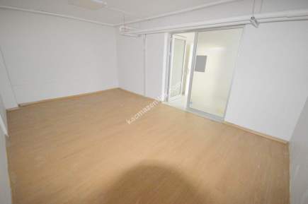 E-5 Yan Yol 500M2 Büyük Dükkan Showroom Mağaza 28