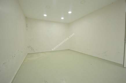 E-5 Yan Yol 500M2 Büyük Dükkan Showroom Mağaza 20