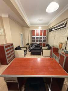 Küçükyalıda Minibüse Yakın Geniş M2'Li Eşyalı Dükkan 8