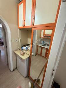 Küçükyalıda Minibüse Yakın Geniş M2'Li Eşyalı Dükkan 3