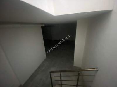 Sultanbeyli Battalgazi Mah Kiralık 175 M2 Dükkan 7