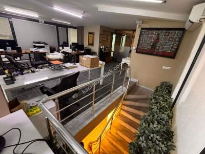 Acıbadem Caddesinde, Tabela Değerli, 260 M2 Net,Kiralık 17