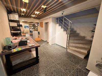 Acıbadem Caddesinde, Tabela Değerli, 260 M2 Net,Kiralık 22