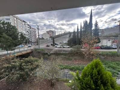 Akçaabat Kavaklıda 7Mhastanesi Arkasında Kiralık Dükkan 8