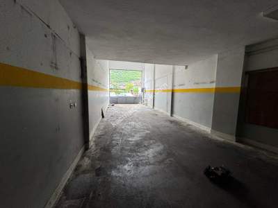 Kaymaklı Mahallesi'nde Yol Üzeri 160 M² Kiralık Dükkan 5