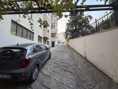 Acıbadem Metro Ve Metrobüse Yakın, 250 M2 Kiralık 15