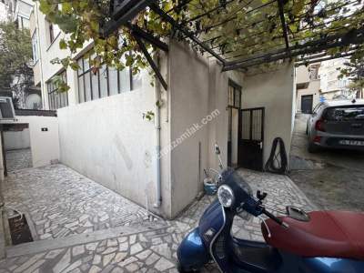 Acıbadem Metro Ve Metrobüse Yakın, 250 M2 Kiralık 12