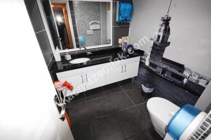 Aydınevler De E-5 Cepheli Müstakil Tek Katlı Bina 10