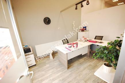 Aydınevler De E-5 Cepheli Müstakil Tek Katlı Bina 5