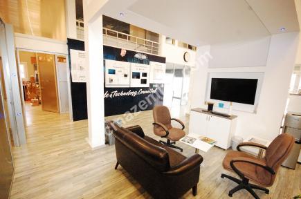 Aydınevler De E-5 Cepheli Müstakil Tek Katlı Bina 12