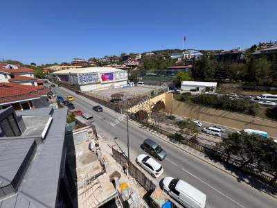 Küçük Çamlıcada Cadde Üzeri 1350 M2 Kiralık Komple Bina 11