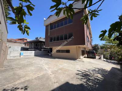 Küçük Çamlıcada Cadde Üzeri 1350 M2 Kiralık Komple Bina 3