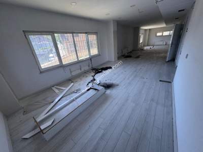 Küçük Çamlıcada Cadde Üzeri 1350 M2 Kiralık Komple Bina 24