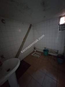 Pendik Çamçeşmede 200 Mr Kiralık Dükkan 18