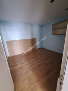 Pendik Çamçeşmede 200 Mr Kiralık Dükkan 29