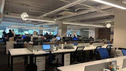 Şişli'de Plazada Kdv Avantajlı 950 M Kiralık Plaza Kat 3