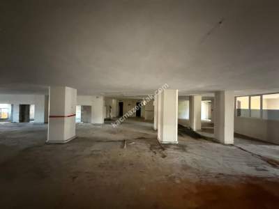 Ataşehir Örnek Mah. Cadde Üzerinde İş Yeri Katları 14