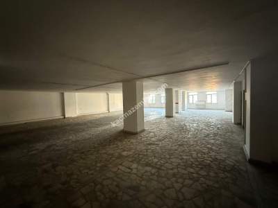 Ataşehir Örnek Mah. Cadde Üzerinde İş Yeri Katları 11