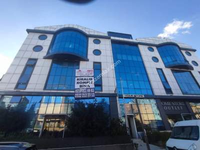 Sancaktepe Samandırada 5.000 M² Komple Kiralık Plaza 16