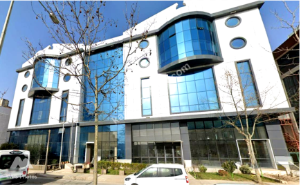 Sancaktepe, Samandıra'a İskanlı 5.000 M² Kiralık Plaza 5