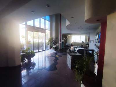 Sancaktepe, Samandıra'a İskanlı 5.000 M² Kiralık Plaza 8