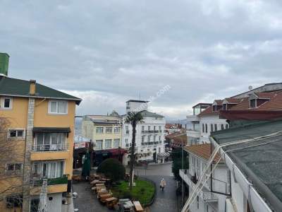 Büyükada Merkezde İşlek Caddede Kiralık 4 Katlı İş Yeri 24