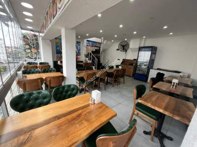 Büyükada Merkezde İşlek Caddede Kiralık 4 Katlı İş Yeri 3