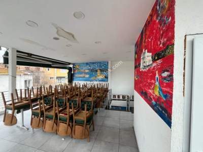Büyükada Merkezde İşlek Caddede Kiralık 4 Katlı İş Yeri 19