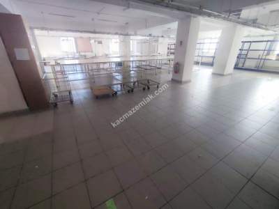 Sancaktepe Samandırada 5.000 M² Komple Kiralık Bina 8