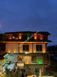 Trabzon Bengisuda Kiralık Tarihi Görünümlü Konak 2