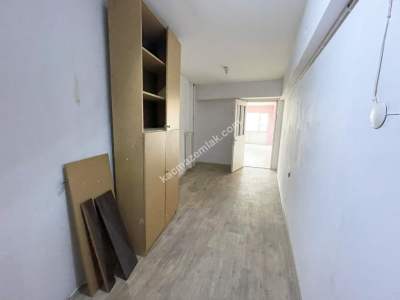 Bursa Osmangazi’de Merkezi Konumda Satılık Ofis 21