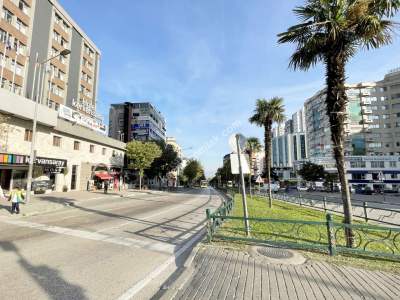 Bursa Osmangazi Merkezde Eşyalı Satılık Ofis 27