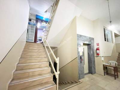 Bursa Osmangazi Merkezde Eşyalı Satılık Ofis 26