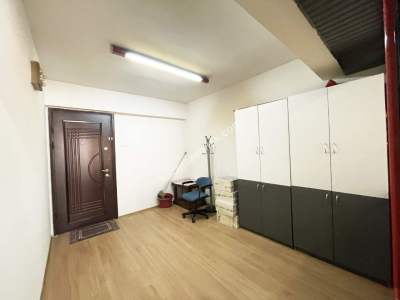 Bursa Osmangazi Merkezde Eşyalı Satılık Ofis 6