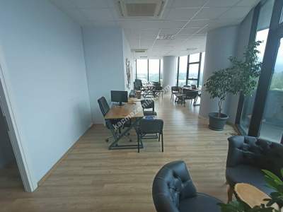 Osmangazi Panayır Mah Evke Plaza Satılık Ofis Büro 8
