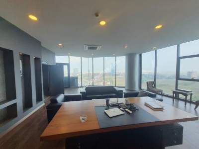 Osmangazi Panayır Mah Evke Plaza Satılık Ofis Büro 16