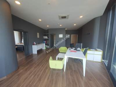 Osmangazi Panayır Mah Evke Plaza Satılık Ofis Büro 19