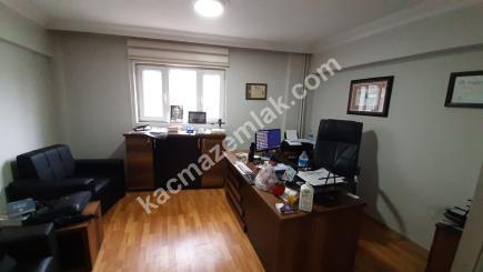 Bursa Merkez'de Adliye Yanında Satılık 1+1 Ofis 9