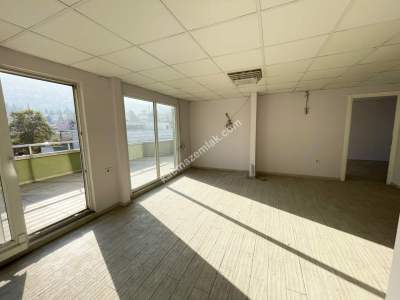 Osmangazi Şehreküstü Atatürk Cd. Üzerinde Satılık Ofis 4