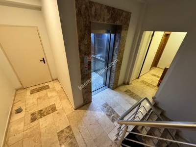 Acıbadem Caddesi Üzerinde Hazır Kiracılı Satılık İşyeri 11