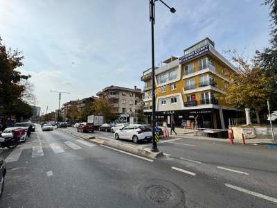 Acıbadem Caddesi Üzerinde Hazır Kiracılı Satılık İşyeri 2