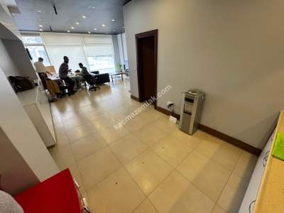 Acıbadem Caddesi Üzerinde Hazır Kiracılı Satılık İşyeri 7