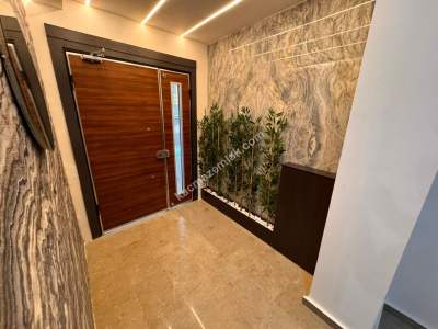 Acıbadem Caddesinde Sıfır Binada 3+1 Satılık Ofis Büro 32