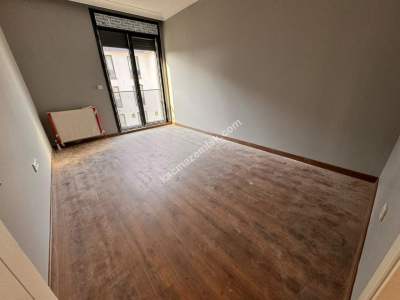 Acıbadem Caddesinde Sıfır Binada 3+1 Satılık Ofis Büro 7