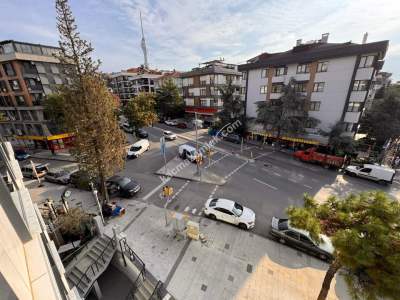 Acıbadem Caddesinde Sıfır Binada 3+1 Satılık Ofis Büro 25