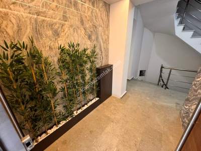 Acıbadem Caddesinde Sıfır Binada 3+1 Satılık Ofis Büro 31