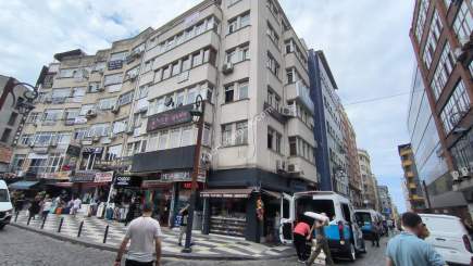 Trabzon Uzun Sokakta Satılık Ofis 7